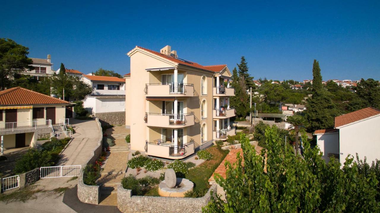 Franko & Ana Apartments Krk Town Exterior photo